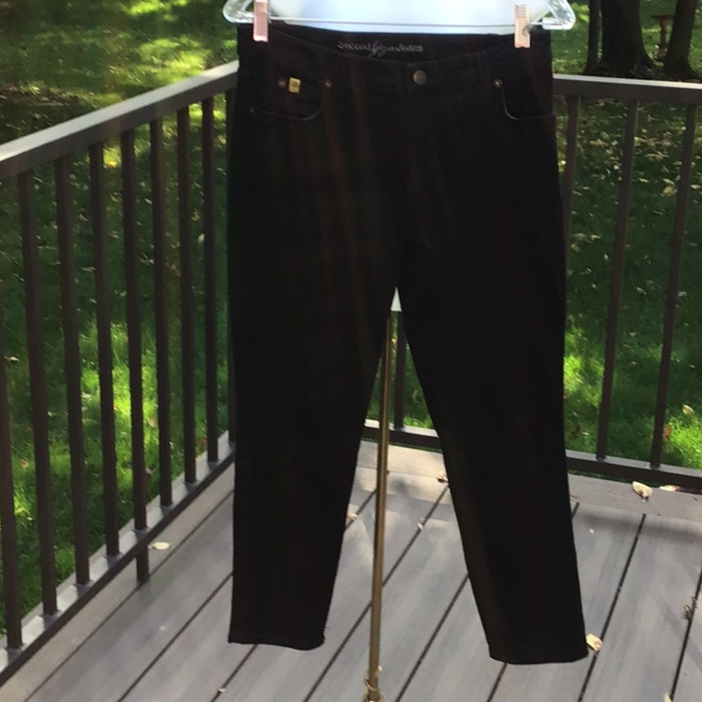 SECOND. YOGA JEANS